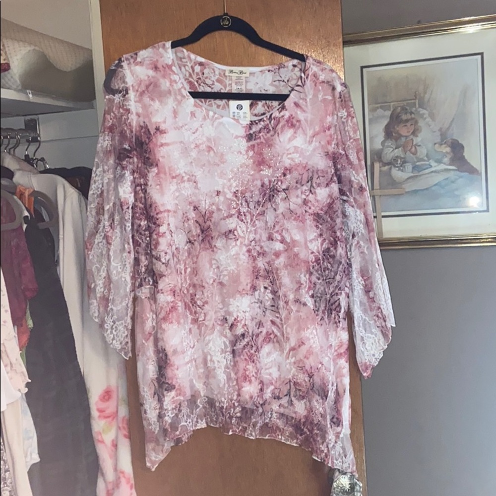 pink blouse